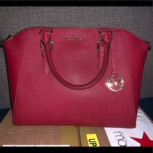 🌺 SOLD🌼Michael Kors purse